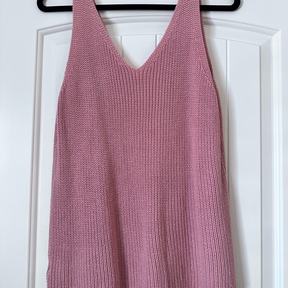 EUC blush sweater tank - Picture 3 of 6